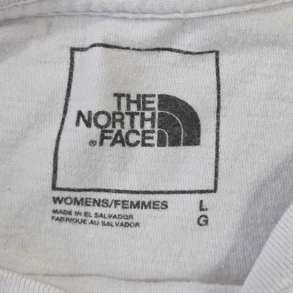 The North Face Womens Lavender Purple Topographic Logo Graphic T-Shirt Size L - Picture 4 of 6